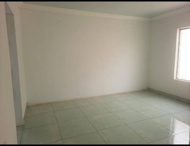 3 BEDROOM HOUSE FOR SALE IN SEBOKENG UNIT 13